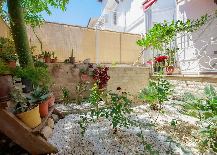 Villa Atlas *