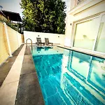 Villa Atlas