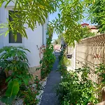 Villa Atlas *