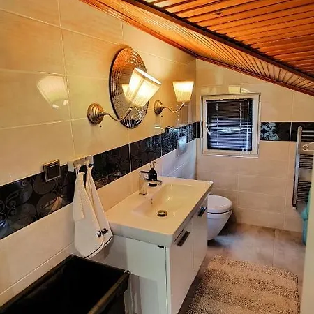 Villa Atlas *